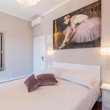 Theatre Of Dreams فندق مبيت وإفطار 4*