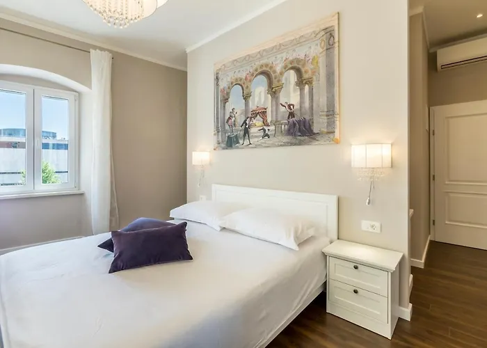 Theatre Of Dreams 4*